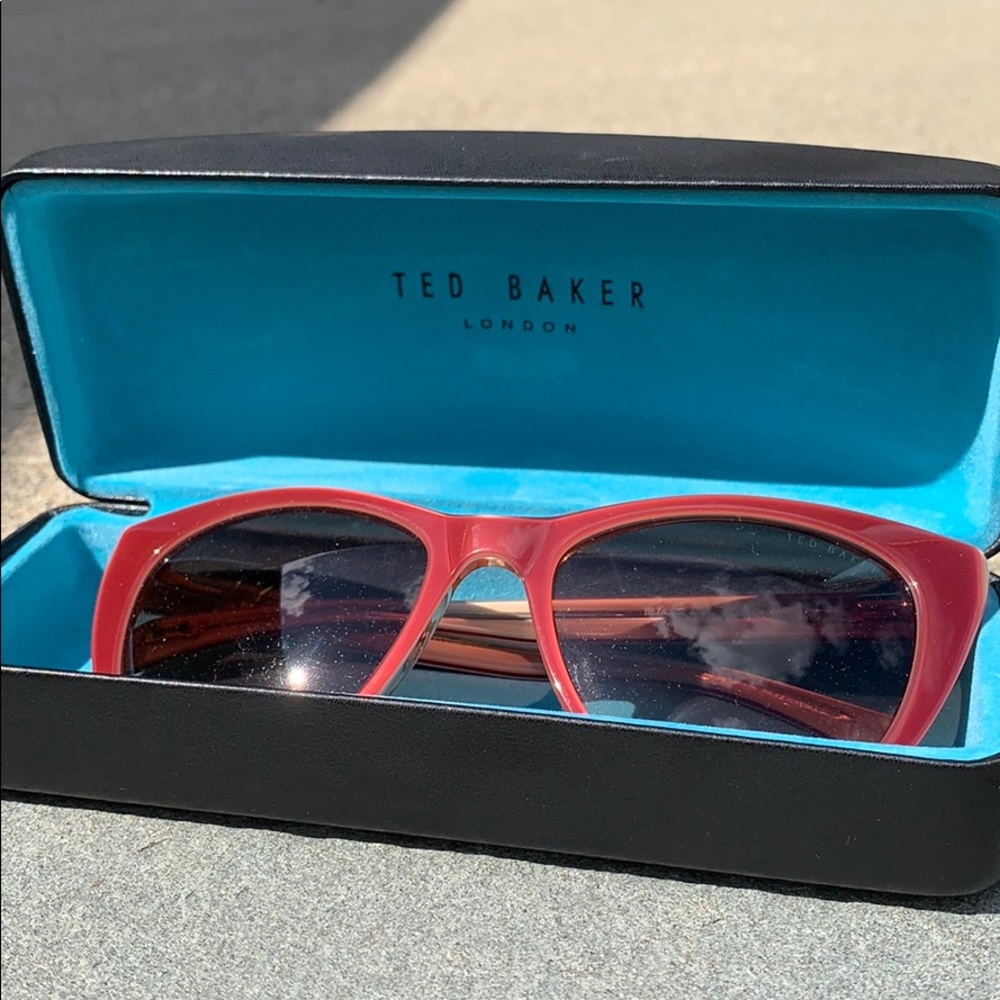 TED BAKER SUNGLASSES⭐️ - Picture 2 of 4
